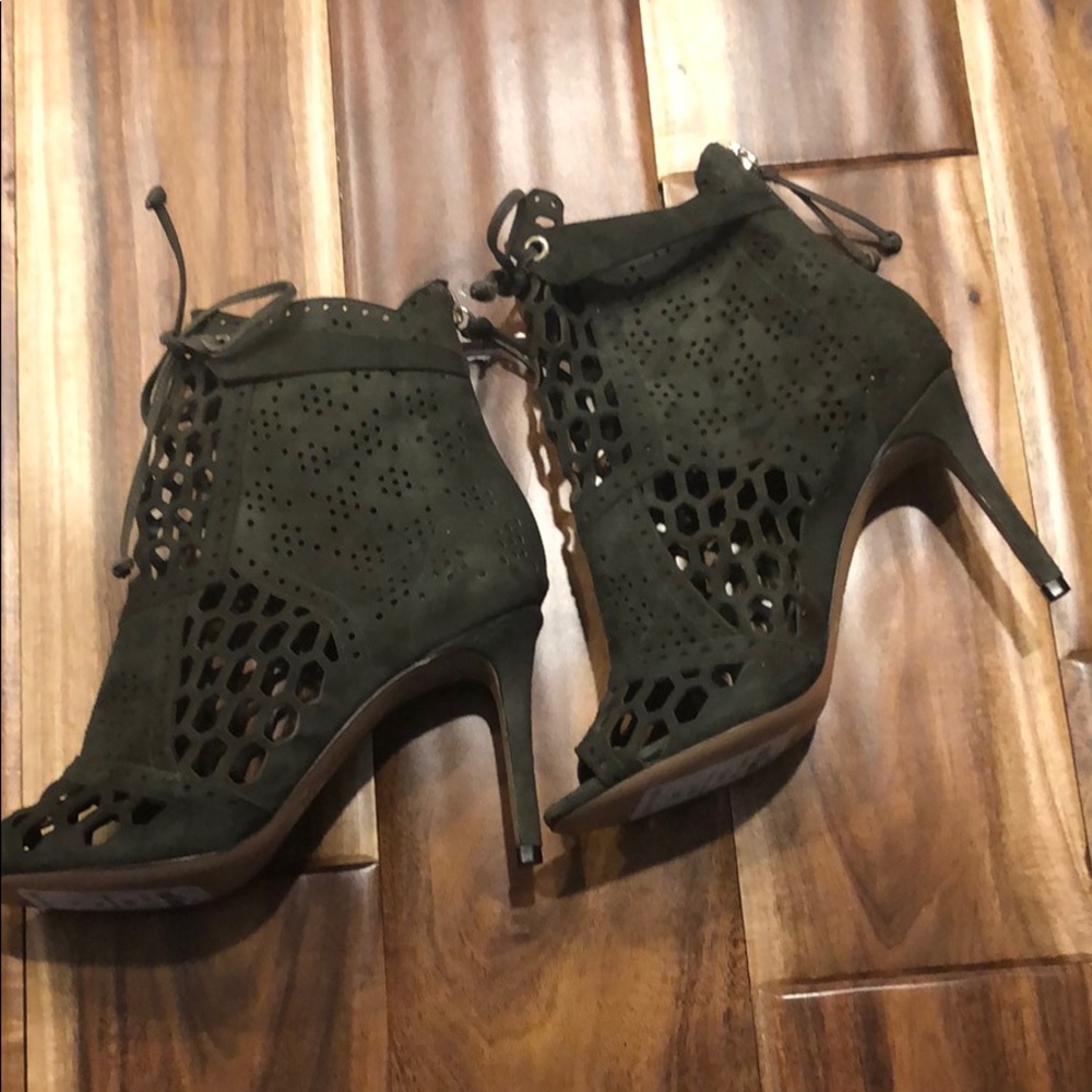 NWT Rachel Zoe suede heal booties
